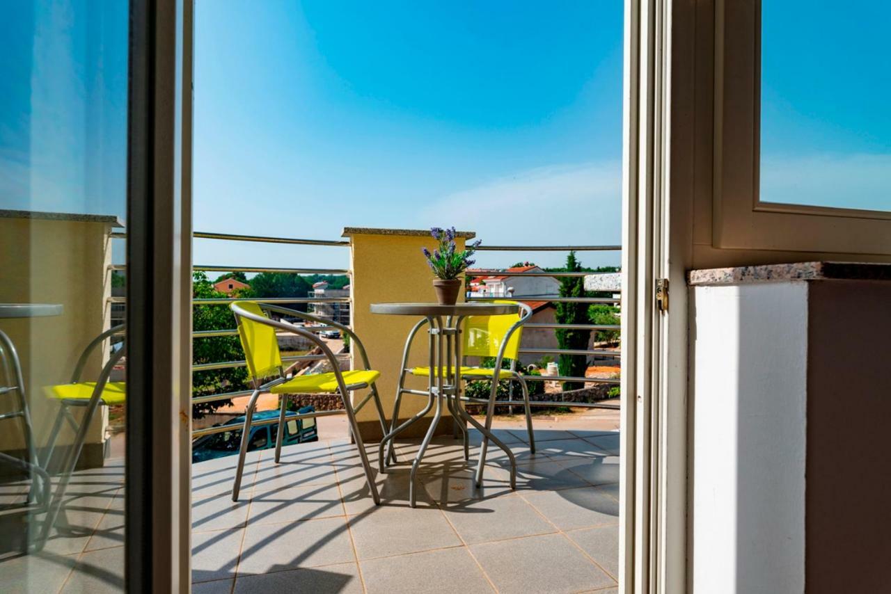 Lavanda Apartments&Studios Pinezići Εξωτερικό φωτογραφία