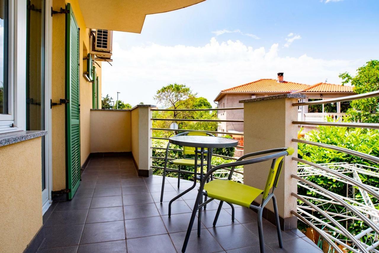 Lavanda Apartments&Studios Pinezići Εξωτερικό φωτογραφία