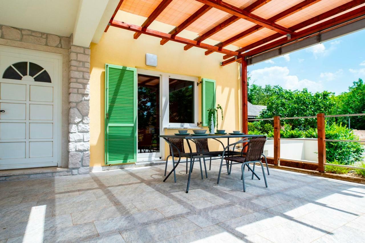 Lavanda Apartments&Studios Pinezići Εξωτερικό φωτογραφία