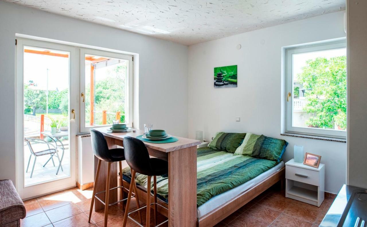 Lavanda Apartments&Studios Pinezići Εξωτερικό φωτογραφία